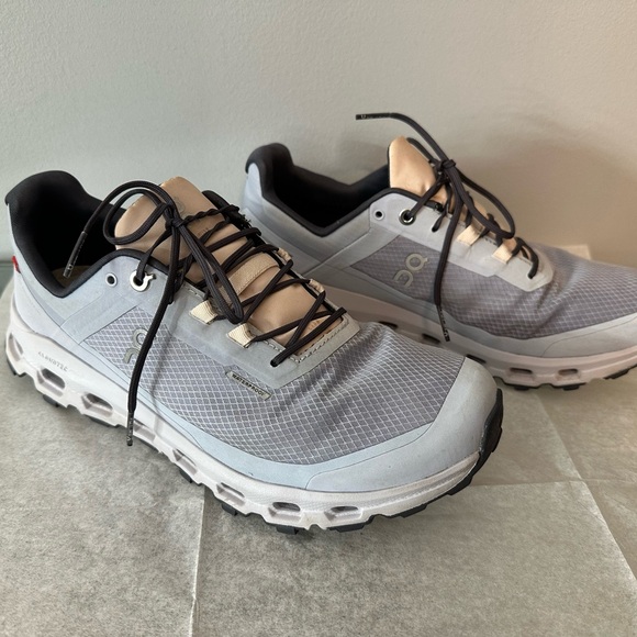 On Cloudvista Waterproof Trail Shoe - Picture 5 of 10